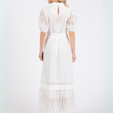 Vestido Maxi Erika – Largo de Encaje con Cuello Alto Romantic  – Blanco