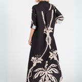 Vestido Maxi Theresa – Camisero Relajado Largo con Estampado Tropical - Negro y Beige
