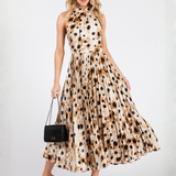 Vestido Midi Marisol - Plisado con Cuello Halter Safari Dots - Crema y Negro
