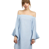 Vestido Corto Off-Shoulder de Rayas Verticales con Mangas Acampanadas - Celeste