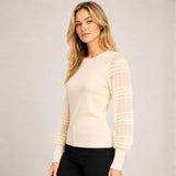 Chompa con Cuello Redondo y Mangas de Gasa Vintage - Crema