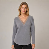 Chompa Cuello V Estilo Murciélago - Gris