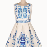 Vestido Corto con Estampado de Azulejos y Falda en Corte A - Blanco con Azul
