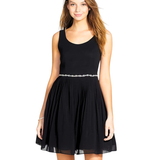 Vestido Corto sin Mangas con Falda Plisada - Negro