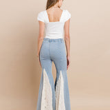 Jean Dámaris - Flare Boho-Chic con Inserción de Encaje Azul Atemporal para Mujer
