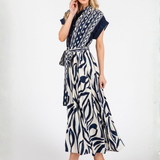 Vestido Maxi Juani – Largo Camisero con Estampado Geométrico - Azul y Blanco