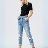 Jean con Correa Ajustable en la Cintura Estilo Mom Jean - Celeste